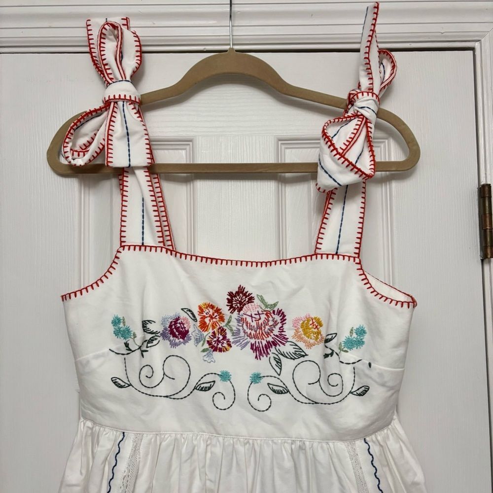 Hunter Bell Midi Dress Stefy Embroidered White Cotton Floral NWT 6 - Picture 9 of 14
